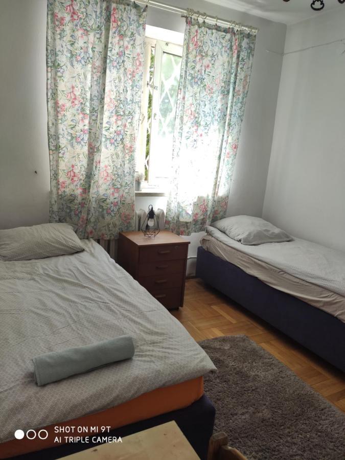 Popularna Guest Home Warsawa Bagian luar foto